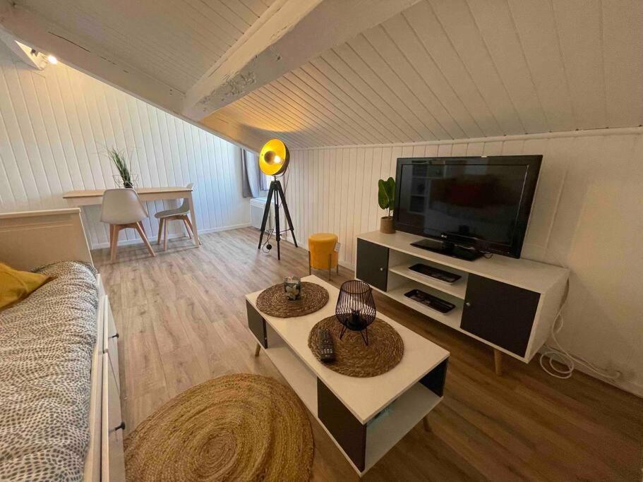 Studio Cosy, En Centre, Proche Gare, Vue Degagee Valence  Zewnętrze zdjęcie